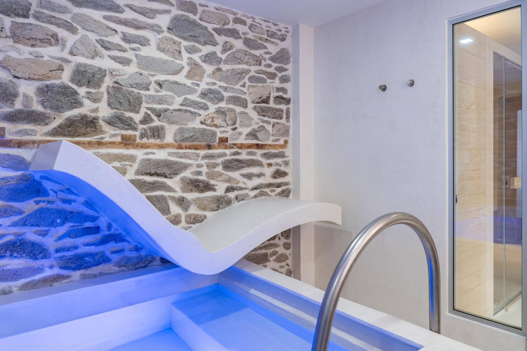 Pomegranate Suites カヴァラ エクステリア 写真